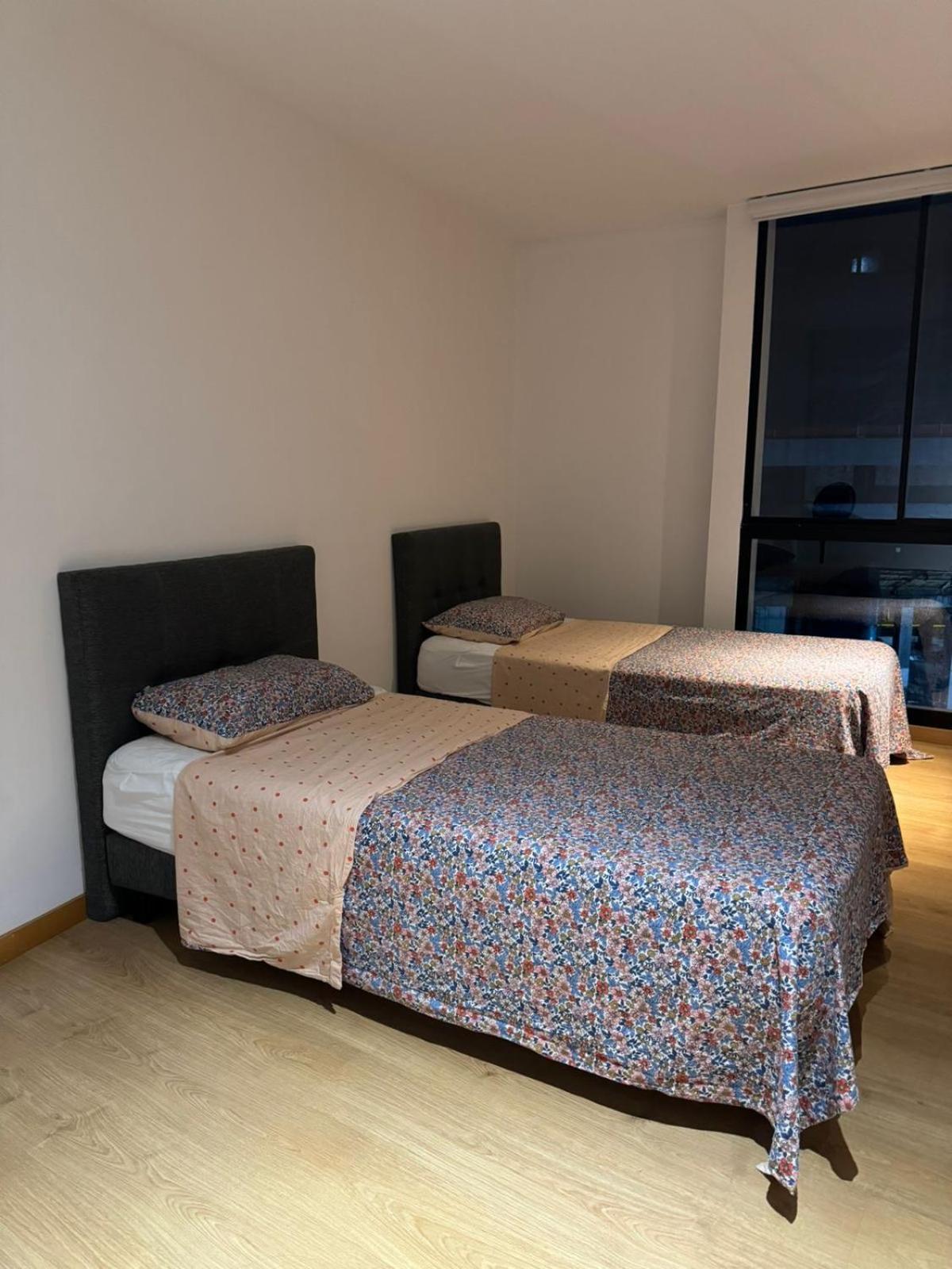 Santa Coloma - Wake Front Appartement